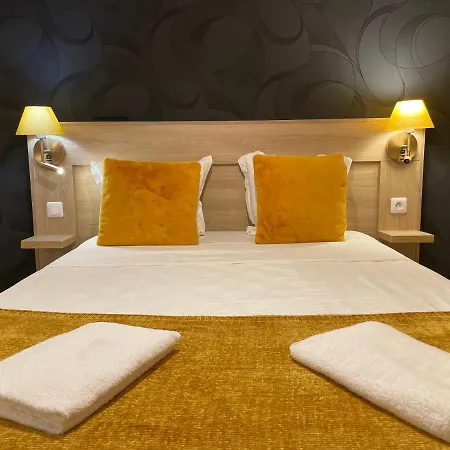 Menil Bon Temps Hotel Paříž