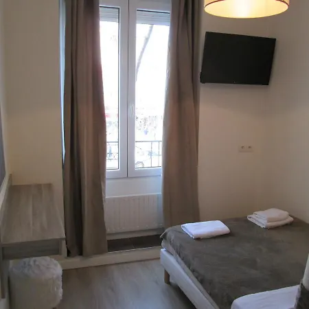 Menil Bon Temps Hotell 3*
