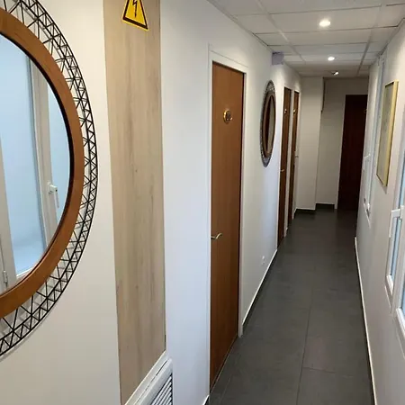 Hotell Menil Bon Temps