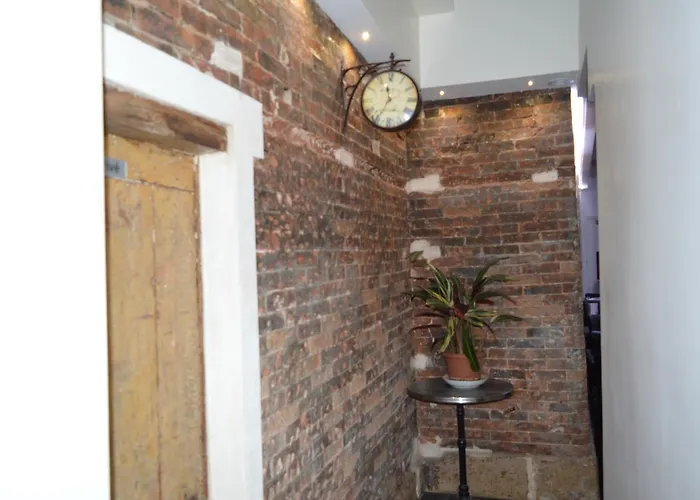 Hotel Ménil Bon Temps Parigi