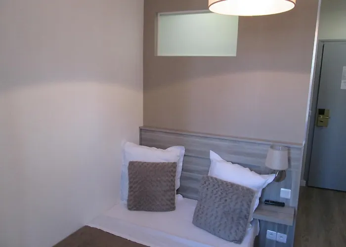 Ménil Bon Temps 3* Parigi