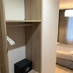 Menil Bon Temps Hotel 3*
