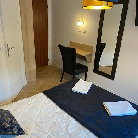 Menil Bon Temps ホテル