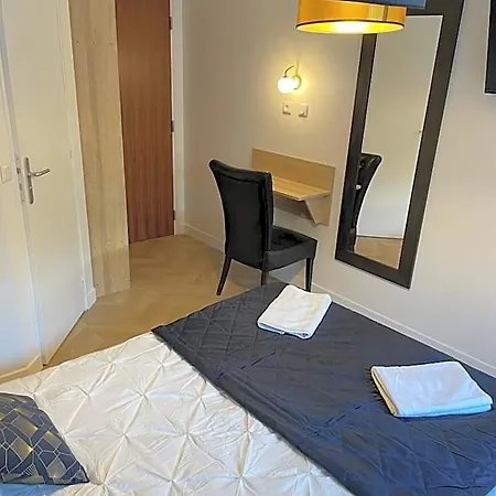 Hotel Menil Bon Temps 3*