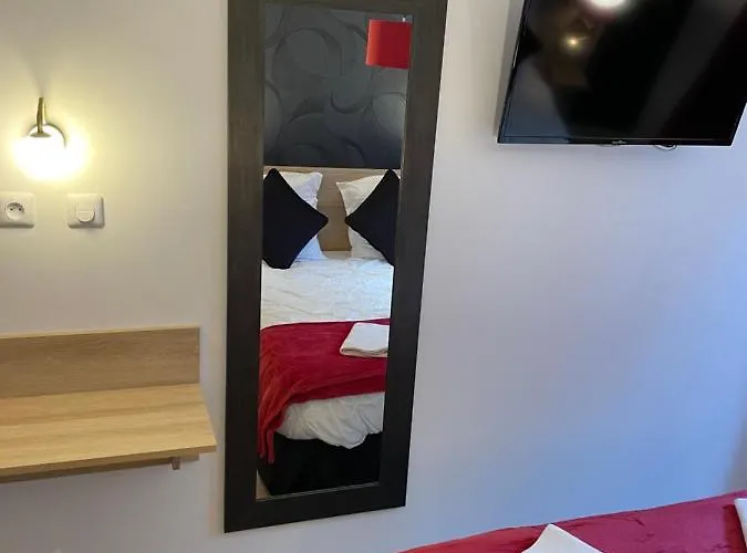 Menil Bon Temps 3* Paris