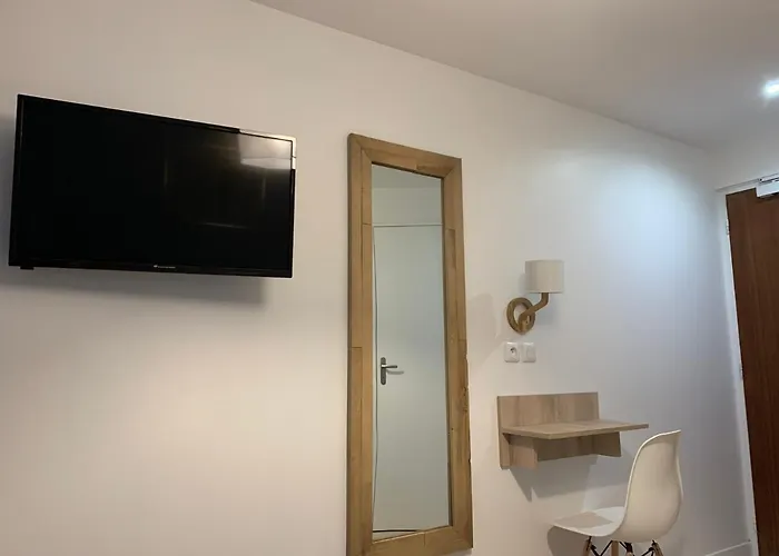 Ménil Bon Temps Hotel