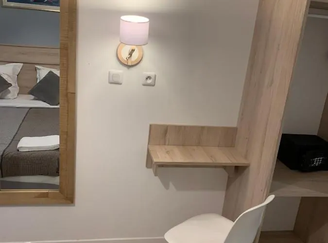 酒店 梅尼尔藤普旅馆